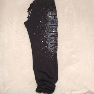 PINK Victoria's Secret Pants - PINK Victoria’s Secret Cropped Sweatpants PINK Victoria's Secret Pants - PINK Victoria’s Secret Cropped Sweatpants
